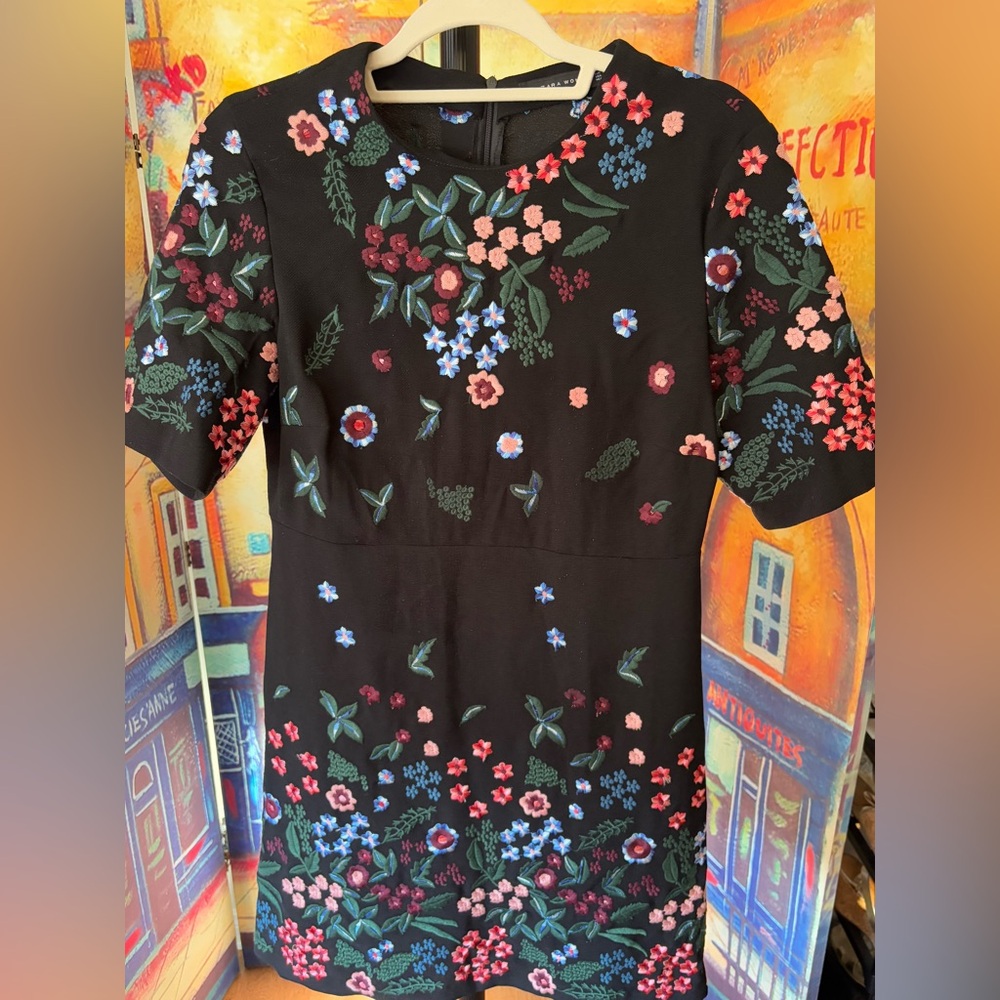 Zara Woman Black Floral Embroidered Short Sleeve Mini Dress - Size M
